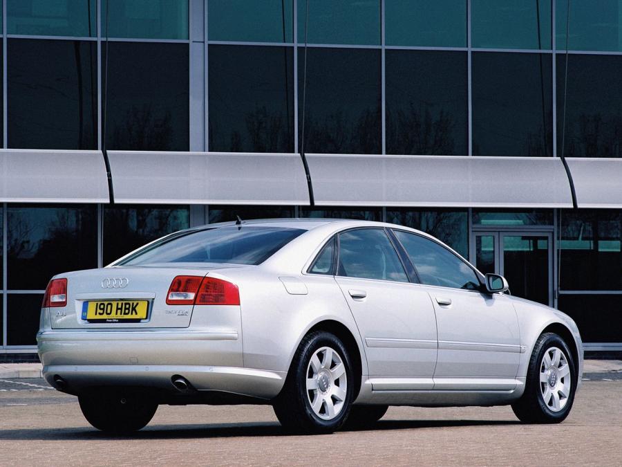  Audi A8 3.0 TDI Quattro (D3) 2003 года  (UK) (фото 3 из 3)